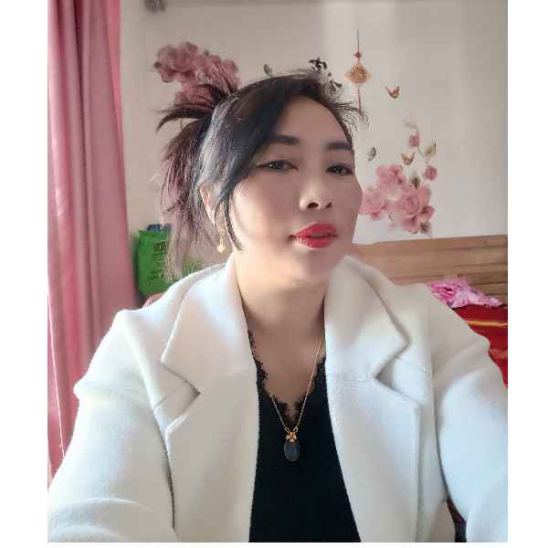 云南44岁单身美女真诚找对象-德阳征婚相亲网