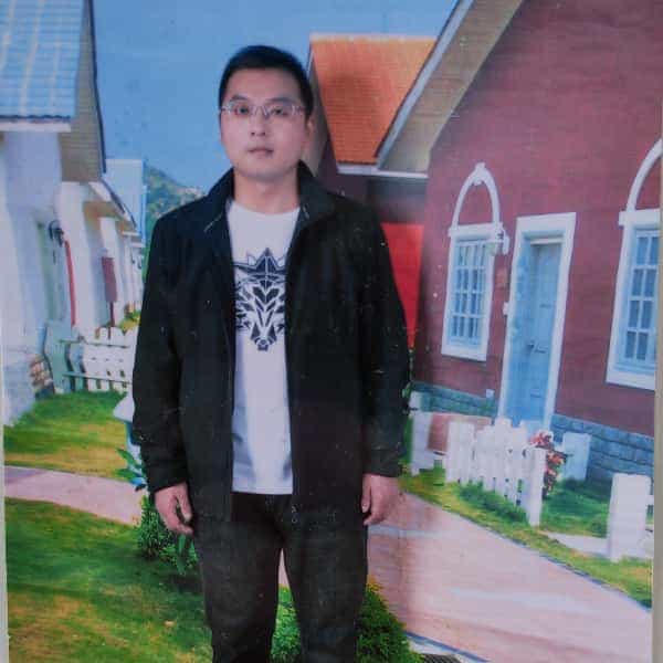 四川35岁单身帅哥真诚找对象-德阳征婚相亲网