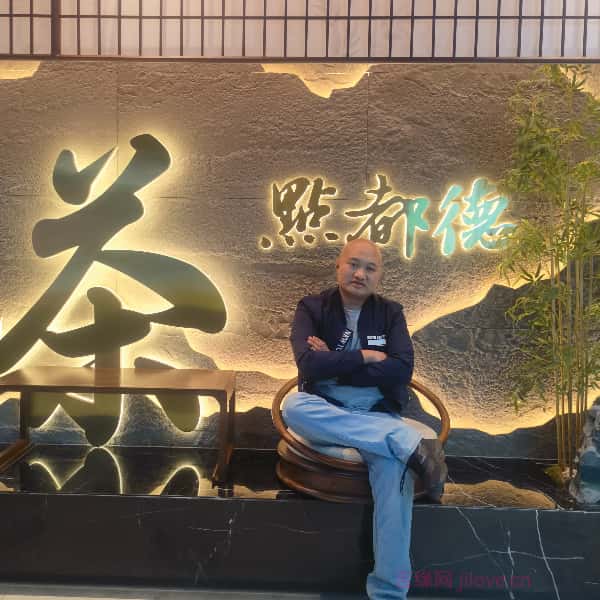 广东35岁单身帅哥真诚找对象-德阳征婚相亲网