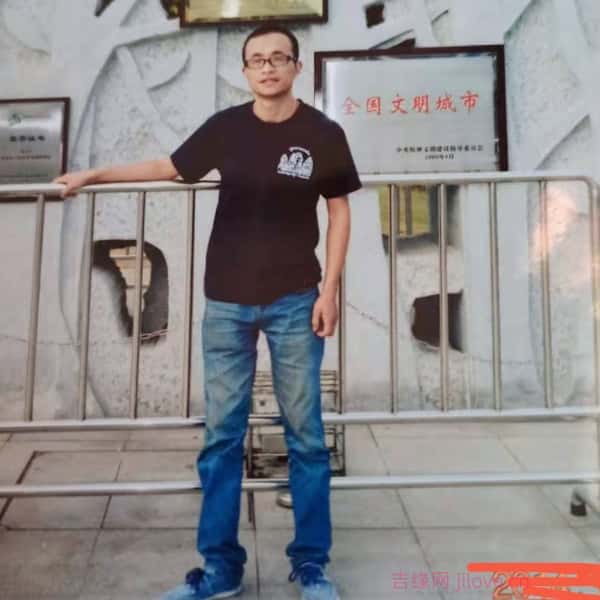 江苏36岁单身帅哥真诚找对象-德阳征婚相亲网