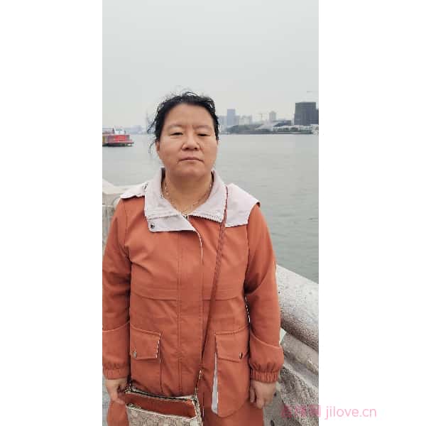 广东40岁单身美女真诚找对象-德阳征婚相亲网